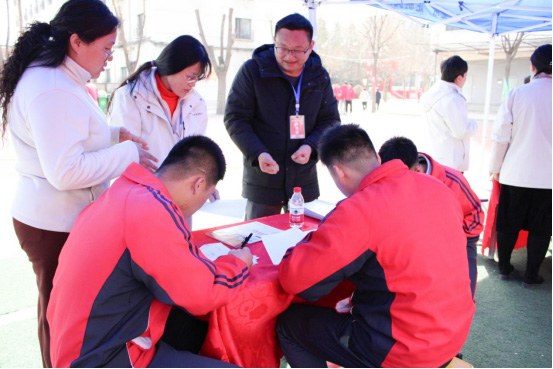 招聘会1